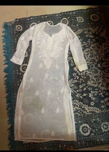 Elegant White Chikankari Kurta