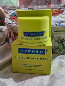 Hyphen Ice Dunk Face Mask