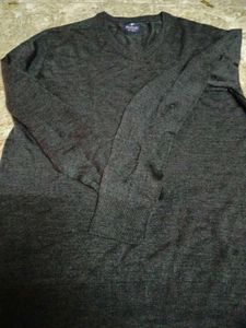 Men's V-Neck Sweater