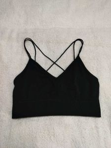 Black Criss-Cross Strap Sports Bra