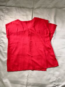 Chic Coral Ruffled V-Neck Top
