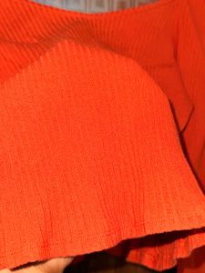 H&amp;M Orange Top 🧡🛍️