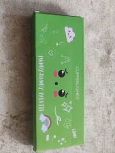 Cuff'n'Lashes Eyeshadow Palette