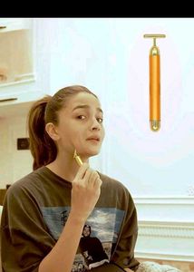 Golden Facial Roller
