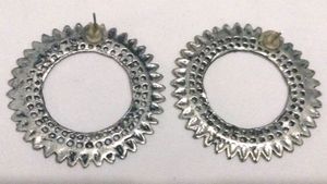 4 Earrings Set