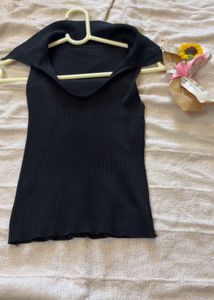Black Ribbed Collared Sleeveless Top