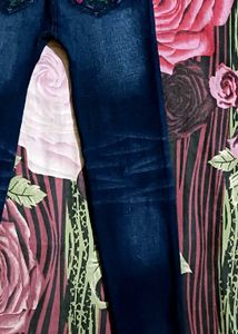 Floral Embellished Denim Jeans