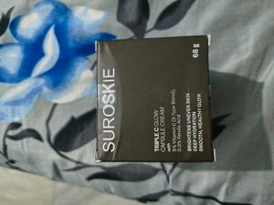 SUROSKIE Triple C Glow Capsule Cream