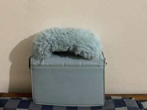 Chic Fur Handle Bag