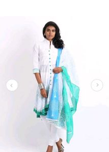 White Kurta with Blue & Green Dupatta