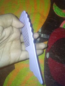 Vintage White Comb