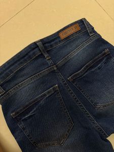 FOREVER21 Women's Blue Distressed Denim Jeans