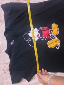 Metronaut mickey print t shirt in xl size