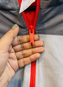 🇯🇵Reebok imported Colorblock Cropped Hoodie