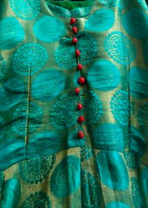 Ethenic Banarasi Gawn