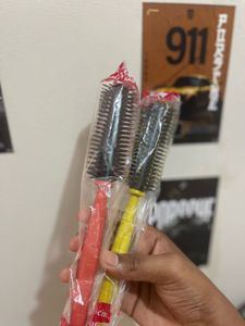 2 Round Hair Brushes – Brand New & Unused