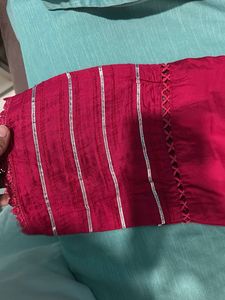 Beautiful Pink Kurta with Intricate Embellishments