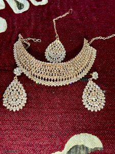 Stunning Rhinestone Choker Necklace Set