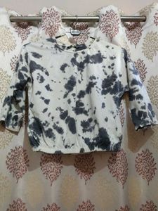 Tie-Dye Long Sleeve Top