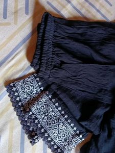 Elegant Black Embroidered Kurta