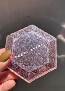 Fenty Diamond bomb highlighter Lavender Luv