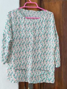 Patterned Blouse with 3/4 Sleeves