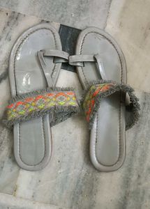 slippers