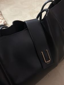 Chic Black Faux Leather Tote Bag
