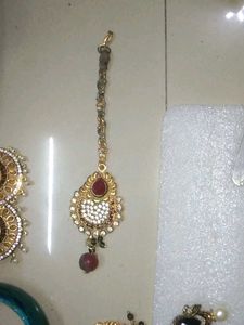 Elegant Indian Jewellery Set