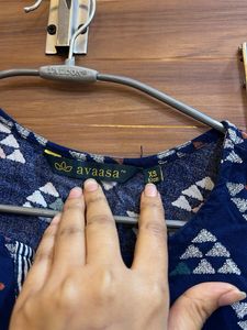 Avaasa Blue Printed Kurta