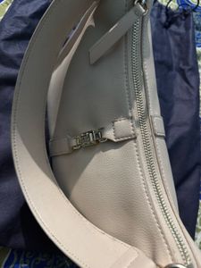 Tommy Hilfiger Beige Shoulder Bag