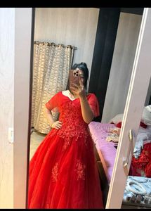 Stunning Red Embroidered Gown❤️🎀🦋