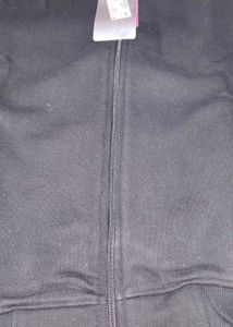 Gray sweat shirt