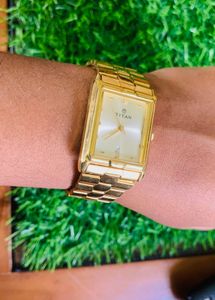 TITAN Golden Watch