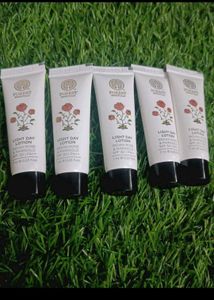 mini Forest Essentials Light Day Lotion (5 pcs)