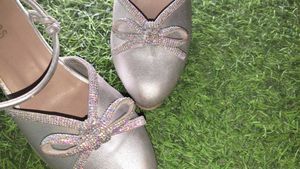 New Bow Silver Heel 👠