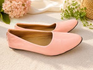Elegant Blush Pink Glossy Ballet Flats 👠