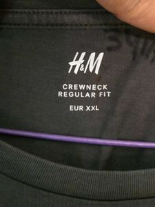 H&amp;M Solid Dark Grey Long-Sleeve Crewneck T-Shirt