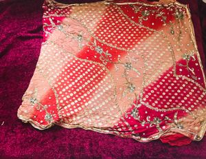 heavy sari with 2 half sleev stiched blouse