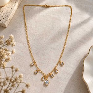 gold like necklace/ chain