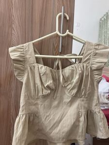 Chic Ruffle Strap Crop Top