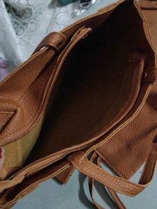 Stylish Brown Handbag Set