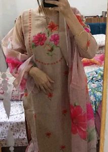 Elegant Floral Kurta set with plazo