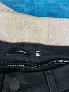 Streachble Dark black Jeans