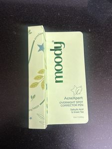 Moody AcneXpert Overnight Spot Corrector Pen