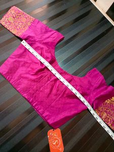 Pink Blouse with Gold Detail💜