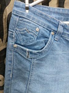 Light Wash Skinny Jeans