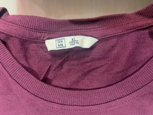 Maroon Graphic Print Sweatshirt