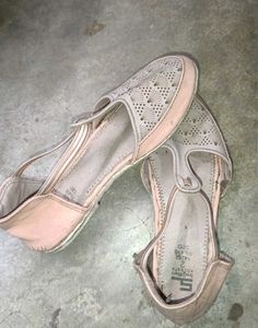 Girls shoes comboo