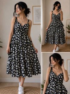 Floral Tiered Midi Dress.. Size: S-M